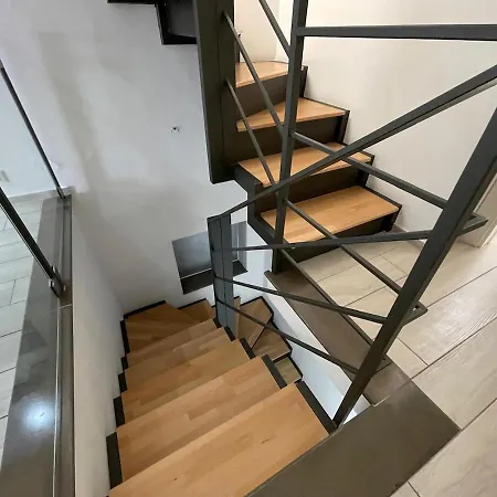 Attico Con Terrazzo Al Centro Storico Di Appartement