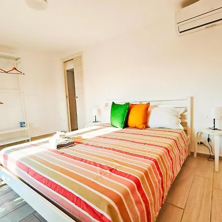 Attico Con Terrazzo Al Centro Storico Di Appartement