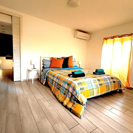 Attico Con Terrazzo Al Centro Storico Di Catane