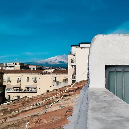 Attico Con Terrazzo Al Centro Storico Di
